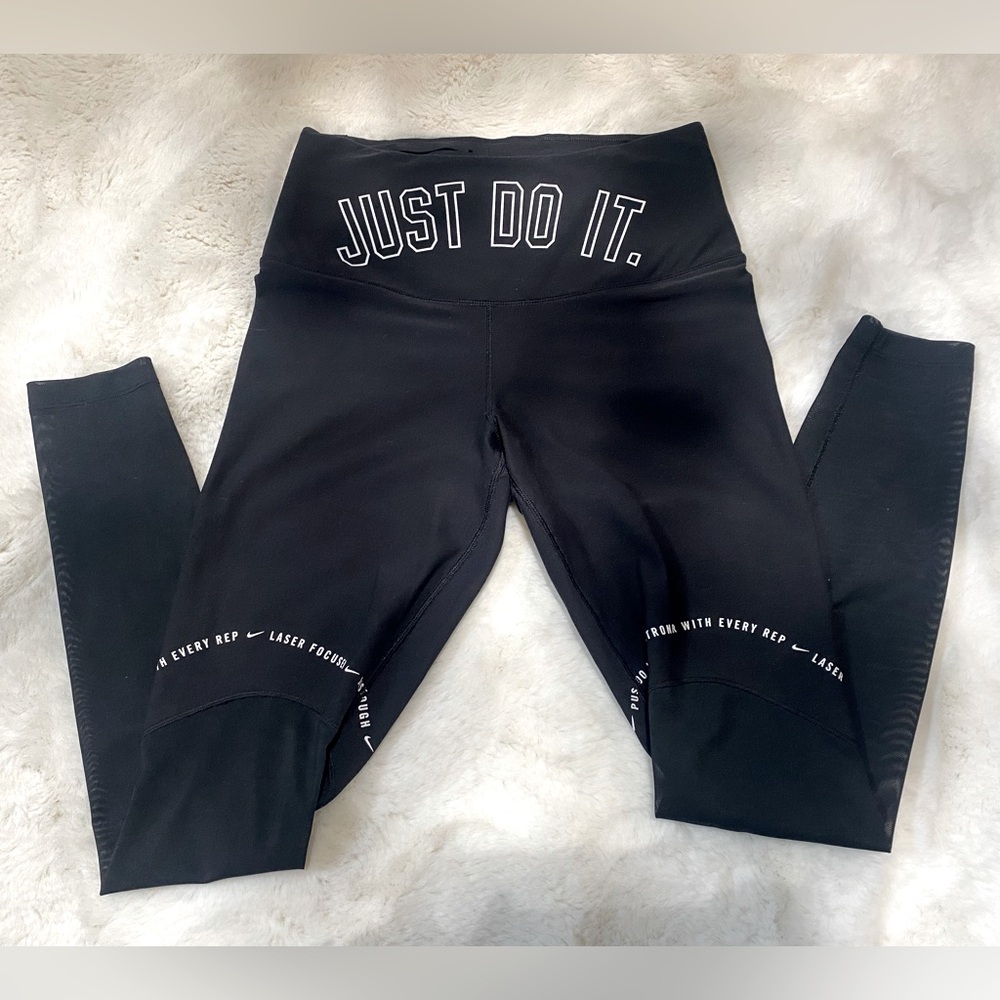 Black Nike Leggings